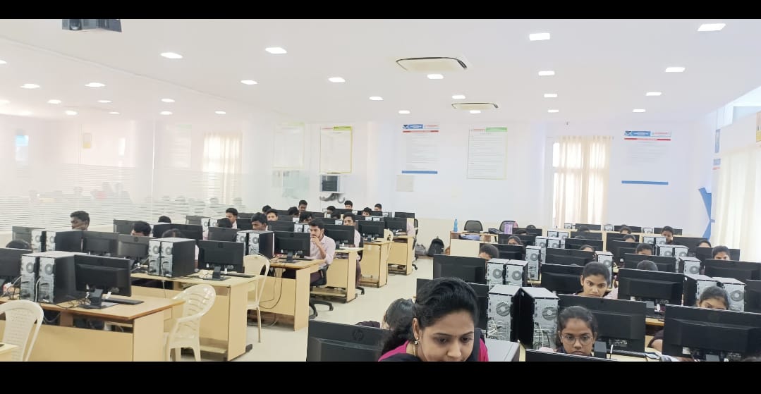 Vignan's Institute of Information Technology Labs(2)