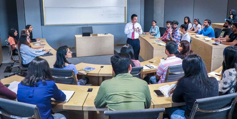 Vijay Patil School of Management Classroom