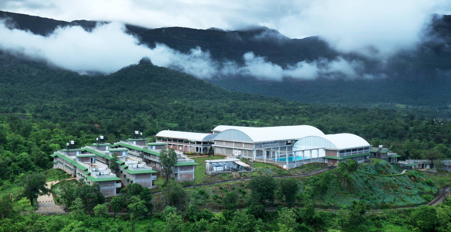 Vijaybhoomi University Campus Building(2)