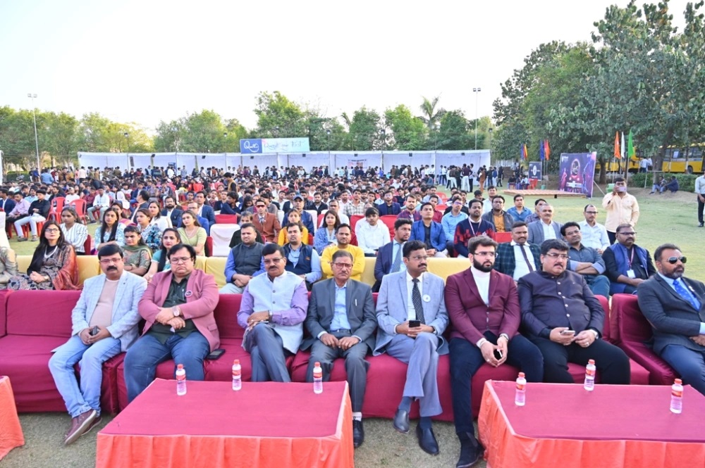 Vikrant University Others(4)