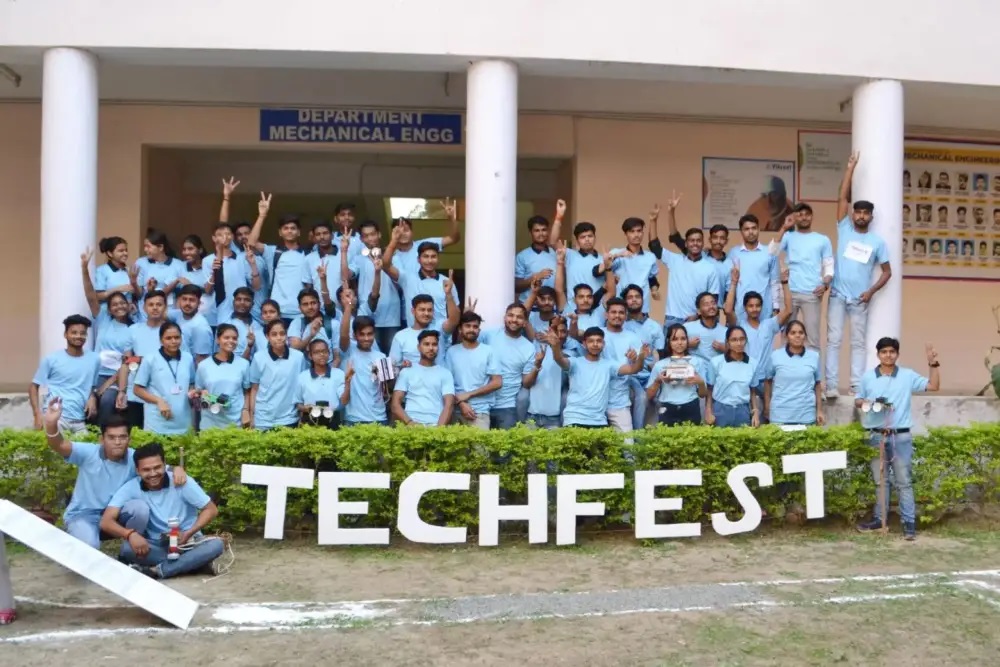 Vikrant University Fest