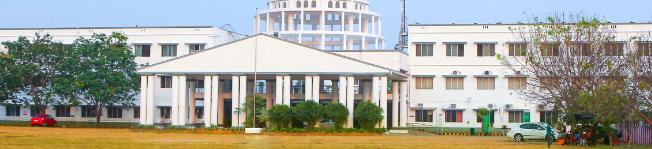 Vinayaka Mission's Law School Campus View(1)