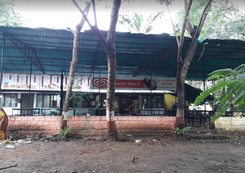 VIT Pune Cafeteria / Mess