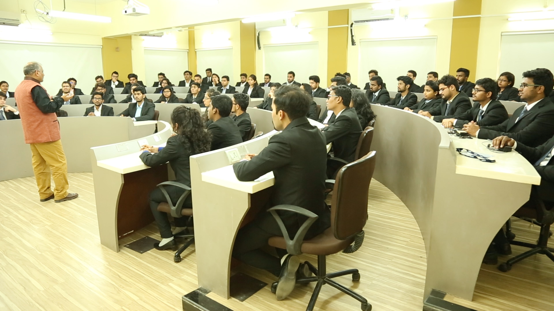 VBS Mumbai Classroom(2)