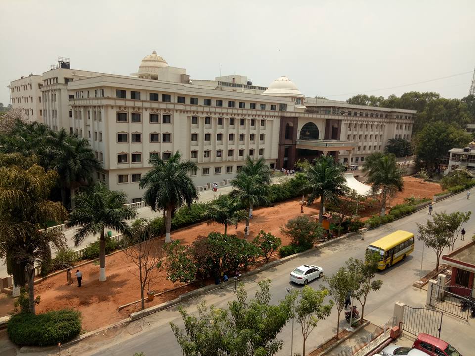 Vydehi Institute of Medical Sciences and Research Centre Campus Building(1)