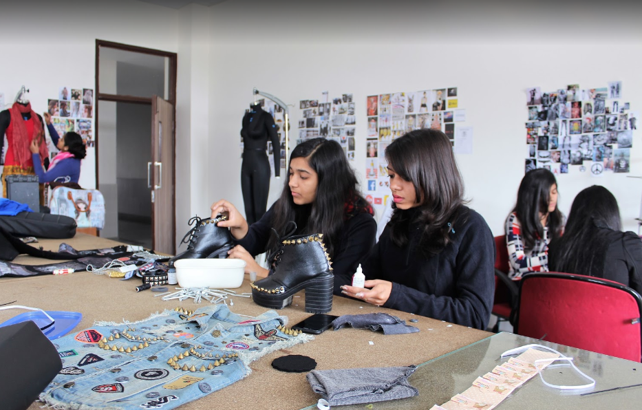 World University of Design Labs(6)