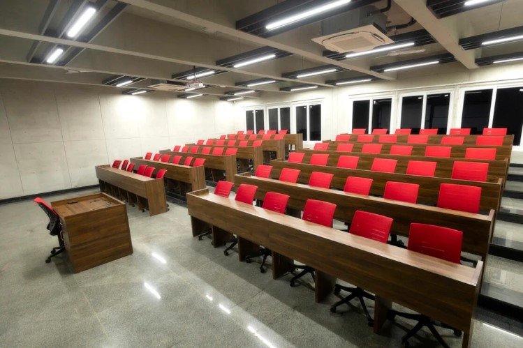 Woxsen University Classroom(1)